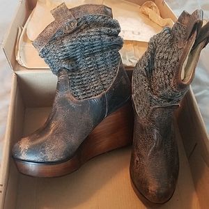 Bedstu GHENT wedge boot